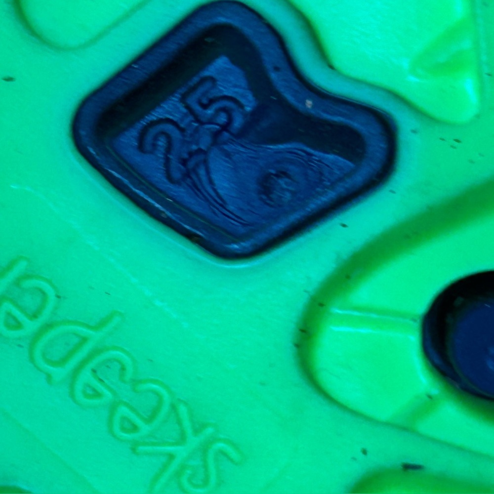 Skeeper Kids' Navy Rain Boots with Neon Green Soles Size EU 25 /US 8 - Picture 3 of 11